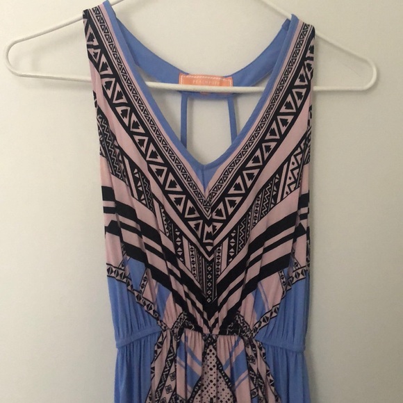 Dress - Picture 2 of 6